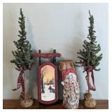 Assorted Holiday Decor