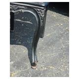 Ballon Back Provincial Chair