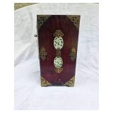 Charming Chinoiserie Jewelry Box