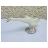 Adorable Lladro Fine Spanish Ceramic Goose Figure