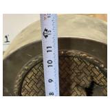 RCA Model 100-A Loudspeaker - Cracked fabric in the back