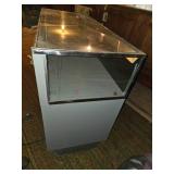 48" Wide Glass Retail Display with Light Fixture Inside