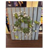 2 Faux Green Decor Wall & Table