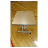 36"W x 30"D x 28"H Rolling Table