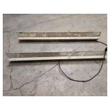 2 - 4 ft fluorescent lights - both work