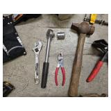 Husky tool belt and batch of misc tools