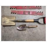 2 shovels (one small hand shovel and one 27" shovel) and 2 mulcher / mower blades (21")