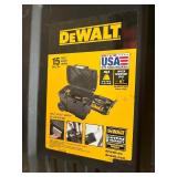 Dewalt 15-gallon Rolling Contractor Chest DWST33090