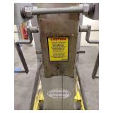Sumner 715 Manual Lift 750 LB Capacity 15 foot reach
