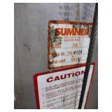 Sumner 715 Manual Lift 750 LB Capacity 15 foot reach