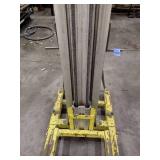 Sumner 715 Manual Lift 750 LB Capacity 15 foot reach