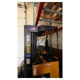 2006 Hyster Electric Lift Truck, Batteries new in 2020 only about 50 hours, Model N40FR with side shifter and forks. Sunlight battery. S/N138H03732S