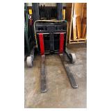 2006 Hyster Electric Lift Truck, Batteries new in 2020 only about 50 hours, Model N40FR with side shifter and forks. Sunlight battery. S/N138H03732S