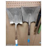 (5) Shovels: Square Mouth, Ames Round Point Digging, Ames Transfer Square, Vintage Hole digger