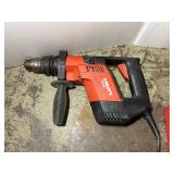 Hilti TE5  hammer drill. Powers Up