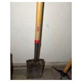 (2) True Temper Tampers; Ace square spade; Union drain spade