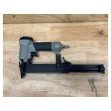 PORTER CABLE Brad Nailer with Case Model BN125