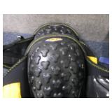 2 Pair QEP Knee Pads...