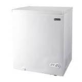 Magic Chef 5.0 cu. ft. Chest Freezer in White   Customer Returns See Pictures