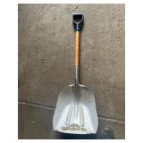 Aluminum Scoop Shovel