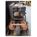 LUBRACATING STATION WITH AIR COMPRESSER