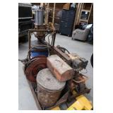 LUBRACATING STATION WITH AIR COMPRESSER