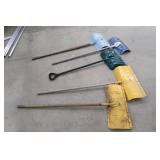 5 SNOW SHOVELS