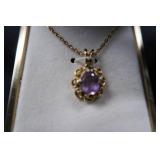 AMETHYST NECKLACE AND BRACELET.