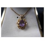 AMETHYST NECKLACE AND BRACELET.