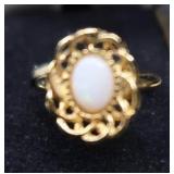 VINTAGE GOLD TONE AND FILIGREE OPAL JEWELRY