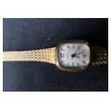VINTAGE JULES JURGENSEN LADIES QUARTZ WATCH