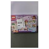LEGO Friends Heartlake City Pool Set 41008 - 423 Pieces