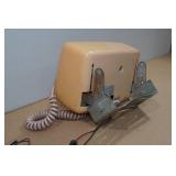 Vintage Johnson Messenger 130 CB Mobile Radio