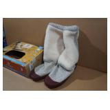 Acorn the Slouch Boots -Medium 6-7