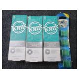 3- 4 oz Tom