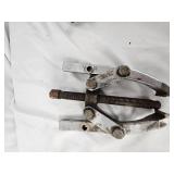 Pully Pullers
