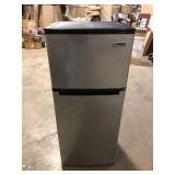 Magic Chef 18.5 in. W, 4.5 cu. ft. 2-Door Mini Refrigerator, with Freezer in Platinum Steel Customer Returns See Pictures