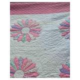 Vintage Sunflower Pattern Quilt