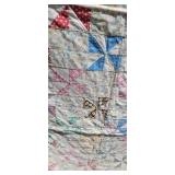 Vintage Feed Sack Pin Wheel Pattern Quilt ~ 77 x 64