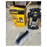 Dewalt 8 Gallon Wet / Dry Stainless Steel Shop Vacuum / Vac