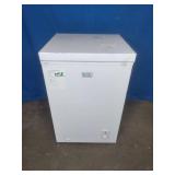 Black+Decker 2.7 Cu. Ft. Compact Chest Freezer