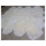Windward 100% Sheepskin Rug 70.9 x ...
