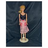 VINTAGE PONYTAIL BARBIE WEARING BABYSITTING APRON