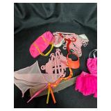 VINTAGE LOT OF SUSY GOOSE HANGERS