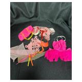 VINTAGE LOT OF SUSY GOOSE HANGERS