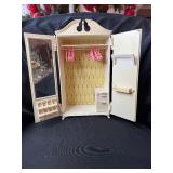 VINTAGE SUSY GOOSE BARBIE WARDROBE WITH BOX