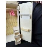 VINTAGE SUSY GOOSE BARBIE WARDROBE WITH BOX
