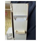 VINTAGE SUSY GOOSE BARBIE WARDROBE WITH BOX