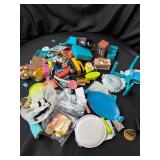 VINTAGE BARBIE ACCESSORIES FOR PLAYHOUSE