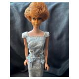 VINTAGE BUBBLECUT RED HAIR BARBIE WEARING JAPANESE ON THE GO OUTFIT